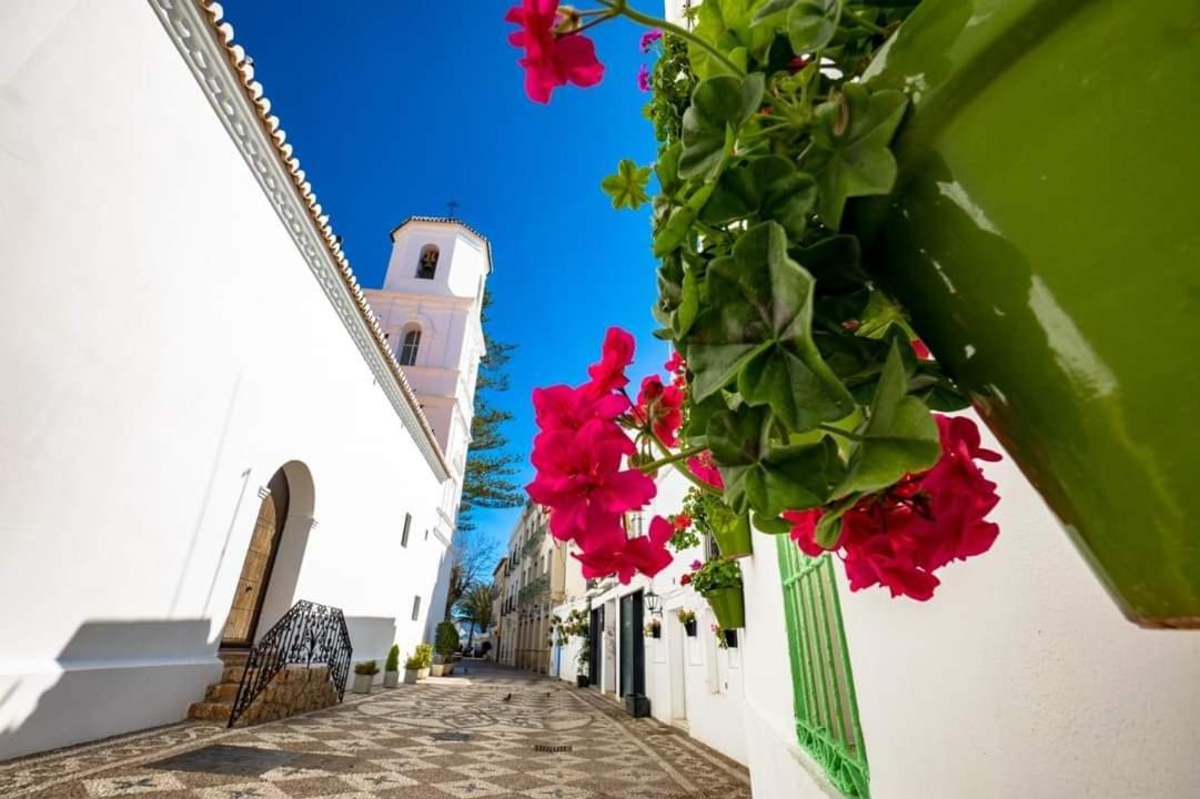 Apartamento En El Mirador De Nerja Exteriör bild